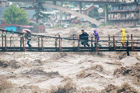 Flood and Landslide Warnings, Torrential rain, northern India