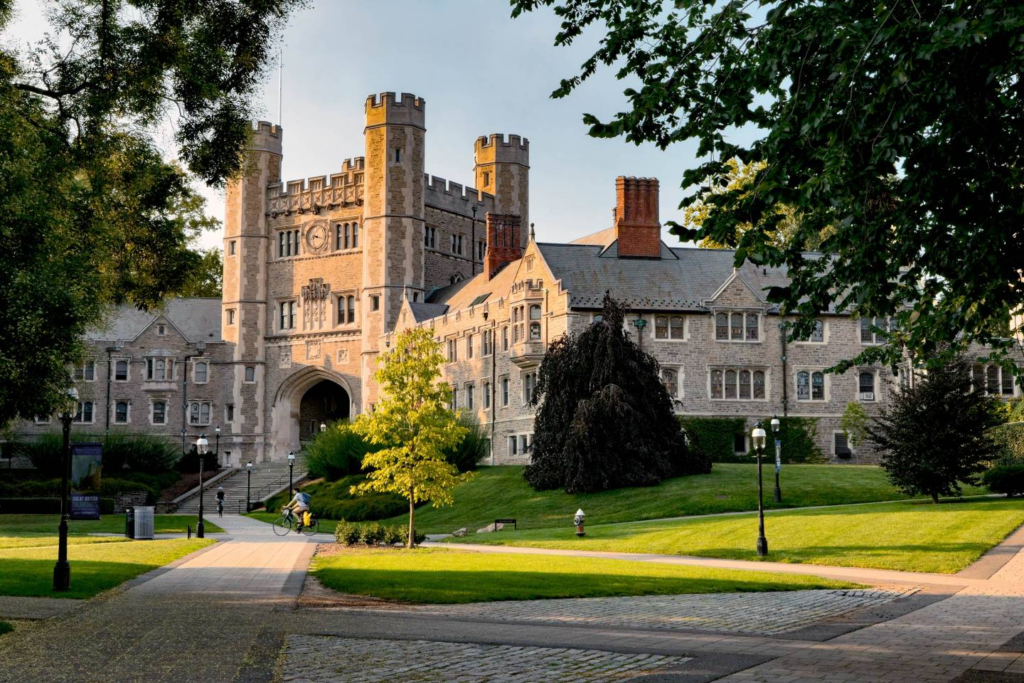 richest universities in the world